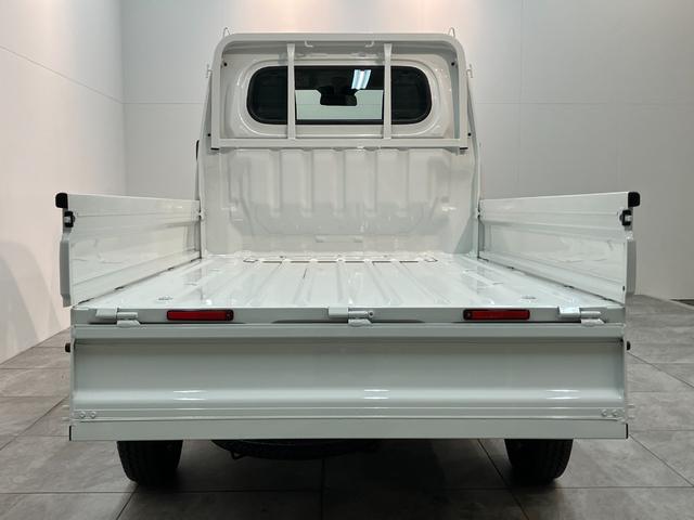 ハイゼットトラックスタンダード 4WD コーナーセンサー 届出済未使用車衝突被害軽減ブレーキ コーナーセンサー パートタイム4WD AM/FMラジオ マニュアルエアコン マニュアルレベリング オートライト(滋賀県)の中古車