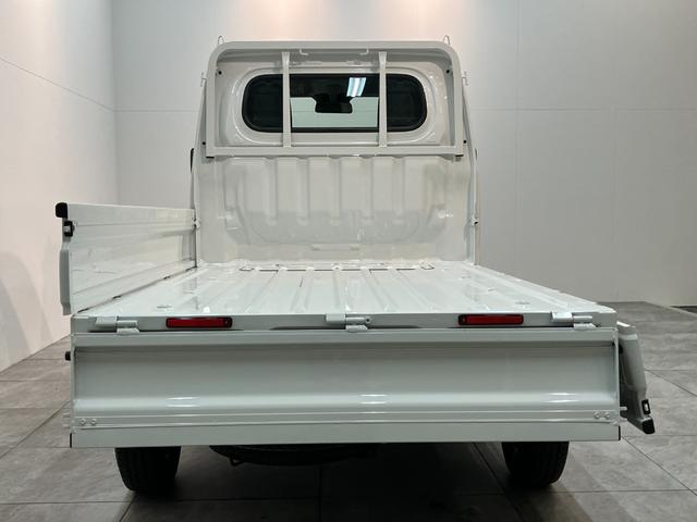 ハイゼットトラックスタンダード 4WD コーナーセンサー 届出済未使用車衝突被害軽減ブレーキ コーナーセンサー パートタイム4WD AM/FMラジオ マニュアルエアコン マニュアルレベリング オートライト(滋賀県)の中古車