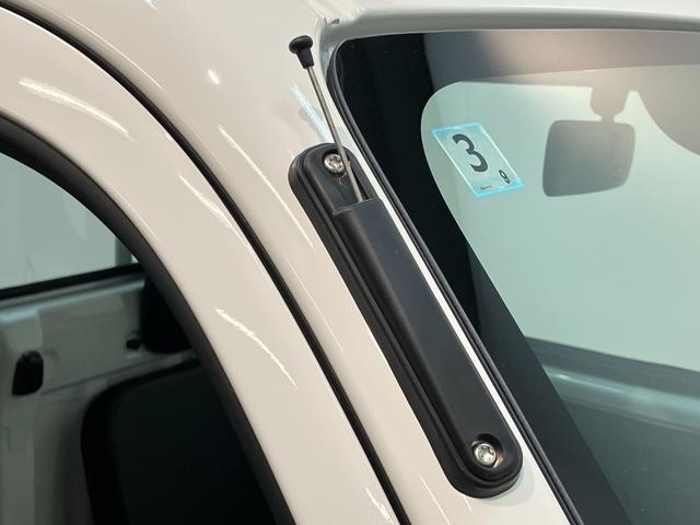 ハイゼットトラックスタンダード 4WD コーナーセンサー 届出済未使用車衝突被害軽減ブレーキ コーナーセンサー パートタイム4WD AM/FMラジオ マニュアルエアコン マニュアルレベリング オートライト(滋賀県)の中古車