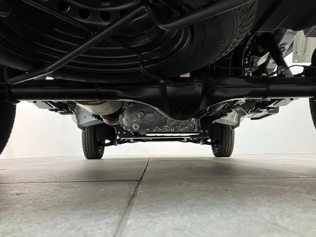 ハイゼットトラックスタンダード 4WD コーナーセンサー 届出済未使用車衝突被害軽減ブレーキ コーナーセンサー パートタイム4WD AM/FMラジオ マニュアルエアコン マニュアルレベリング オートライト(滋賀県)の中古車