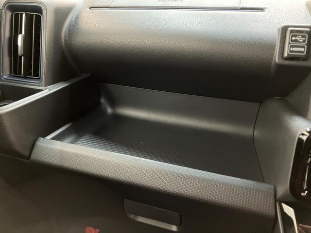 タントカスタムＲＳ　９型ディスプレイオーディオ　届出済未使用車衝突被害軽減ブレーキ　コーナーセンサー　９型ディスプレイオーディオ　フルセグ　Ｂｌｕｅｔｏｏｔｈ　ＵＳＢ　バックカメラ　両側電動スライドドア　前席シートヒーター　ＬＥＤ　スマートキー　電動パーキング（滋賀県）の中古車