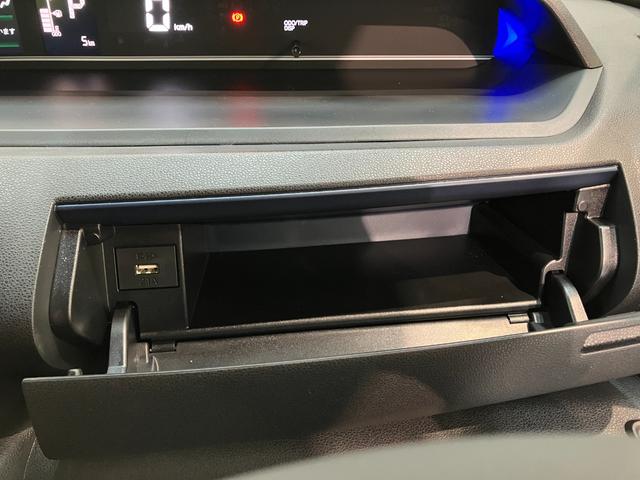 タントカスタムＲＳ　９型ディスプレイオーディオ　届出済未使用車衝突被害軽減ブレーキ　コーナーセンサー　９型ディスプレイオーディオ　フルセグ　Ｂｌｕｅｔｏｏｔｈ　ＵＳＢ　バックカメラ　両側電動スライドドア　前席シートヒーター　ＬＥＤ　スマートキー　電動パーキング（滋賀県）の中古車