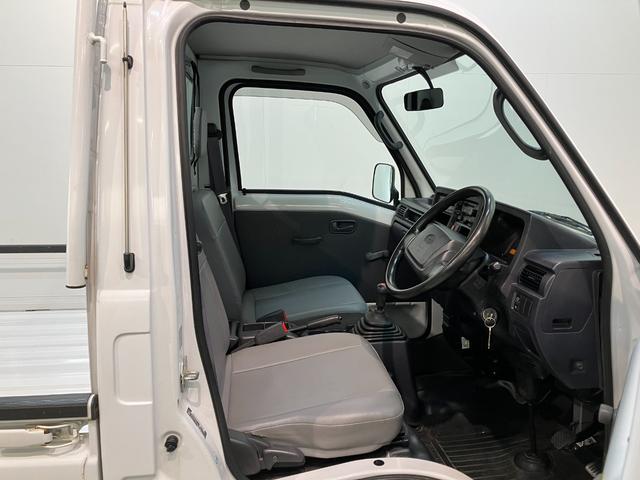 サンバートラックTB 5MT 4WD エアコン 荷台作業灯 車検整備付5MT パートタイム4WD AM/FMラジオ マニュアルエアコン マニュアルレベリング 荷台作業灯(滋賀県)の中古車