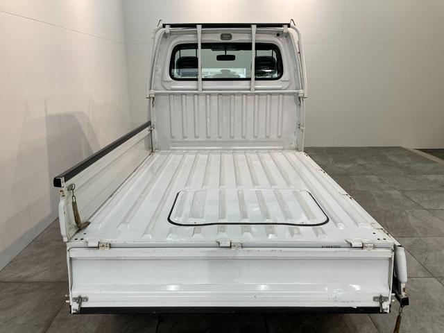 サンバートラックTB 5MT 4WD エアコン 荷台作業灯 車検整備付5MT パートタイム4WD AM/FMラジオ マニュアルエアコン マニュアルレベリング 荷台作業灯(滋賀県)の中古車