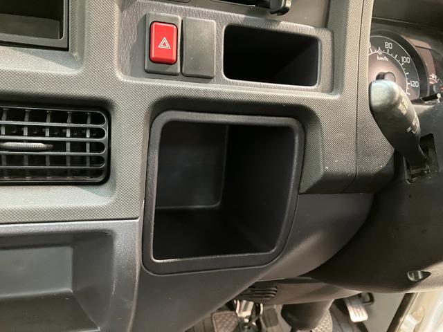 サンバートラックTB 5MT 4WD エアコン 荷台作業灯 車検整備付5MT パートタイム4WD AM/FMラジオ マニュアルエアコン マニュアルレベリング 荷台作業灯(滋賀県)の中古車