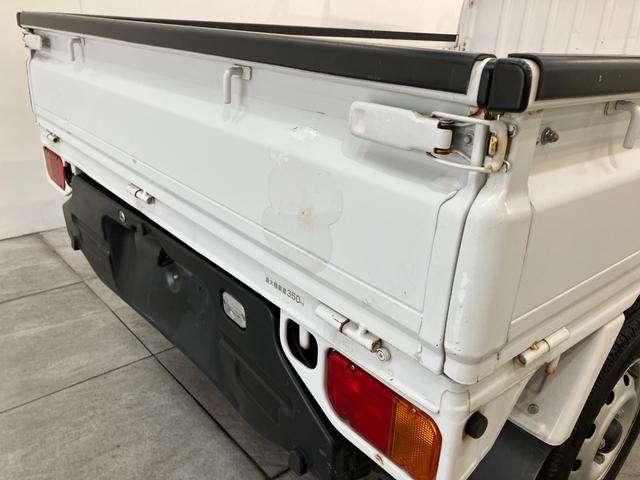 サンバートラックTB 5MT 4WD エアコン 荷台作業灯 車検整備付5MT パートタイム4WD AM/FMラジオ マニュアルエアコン マニュアルレベリング 荷台作業灯(滋賀県)の中古車