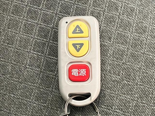 タントスローパーX フルセグナビ バックカメラ 前席シートヒーター車いす乗降車 衝突被害軽減ブレーキ コーナーセンサー フルセグナビ Bluetooth DVD再生 USB バックカメラ 左側電動スライドドア 前席シートヒーター LEDスマートキー エコアイドル(滋賀県)の中古車