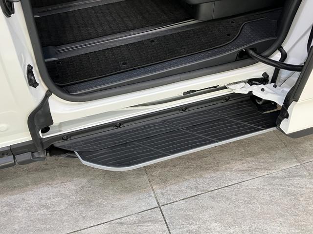 ノアハイブリッドS−Z 10.5型ナビ パノラマカメラ ドラレコTSS 10.5型フルセグナビ パノラマカメラ 前後ドラレコ DVD Bluetooth USB ETC レーダークルーズコントロール 駐車支援システム シートヒーター 両側電動スライドドア(滋賀県)の中古車