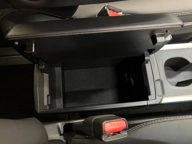 ノアハイブリッドS−Z 10.5型ナビ パノラマカメラ ドラレコTSS 10.5型フルセグナビ パノラマカメラ 前後ドラレコ DVD Bluetooth USB ETC レーダークルーズコントロール 駐車支援システム シートヒーター 両側電動スライドドア(滋賀県)の中古車