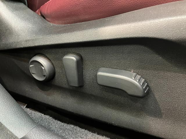 レヴォーグSTIスポーツ EX 4WD フルセグナビアイサイトX フルセグナビ バックカメラ サイドカメラ Bluetooth USB ETC ドラレコ レーダークルコン 前後席シートヒーター 本革シート 電動リヤーゲート オートエアコン 4WD(滋賀県)の中古車