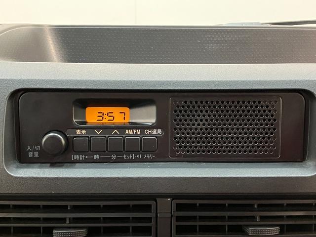 ハイゼットトラックスタンダード 5MT 4WD コーナーセンサー オートライト衝突被害軽減ブレーキ コーナーセンサー パートタイム4WD AM/FMラジオ マニュアルエアコン マニュアルレベリング オートライト 5速マニュアルミッション車(滋賀県)の中古車