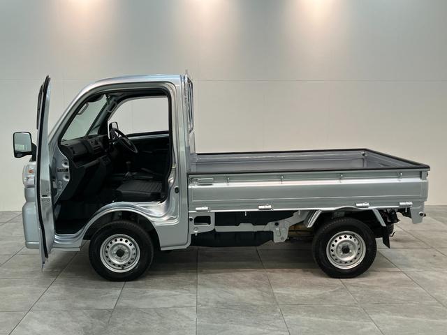 ハイゼットトラックスタンダード 5MT 4WD コーナーセンサー オートライト衝突被害軽減ブレーキ コーナーセンサー パートタイム4WD AM/FMラジオ マニュアルエアコン マニュアルレベリング オートライト 5速マニュアルミッション車(滋賀県)の中古車