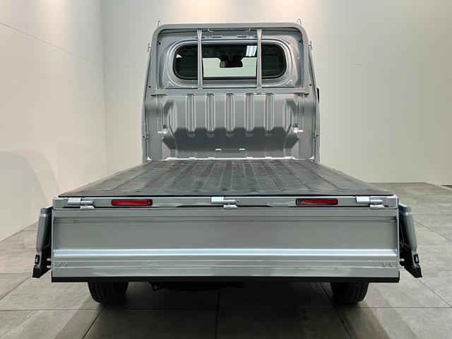 ハイゼットトラックスタンダード 5MT 4WD コーナーセンサー オートライト衝突被害軽減ブレーキ コーナーセンサー パートタイム4WD AM/FMラジオ マニュアルエアコン マニュアルレベリング オートライト 5速マニュアルミッション車(滋賀県)の中古車