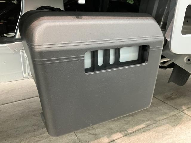 ハイゼットトラックスタンダード 5MT 4WD コーナーセンサー オートライト衝突被害軽減ブレーキ コーナーセンサー パートタイム4WD AM/FMラジオ マニュアルエアコン マニュアルレベリング オートライト 5速マニュアルミッション車(滋賀県)の中古車