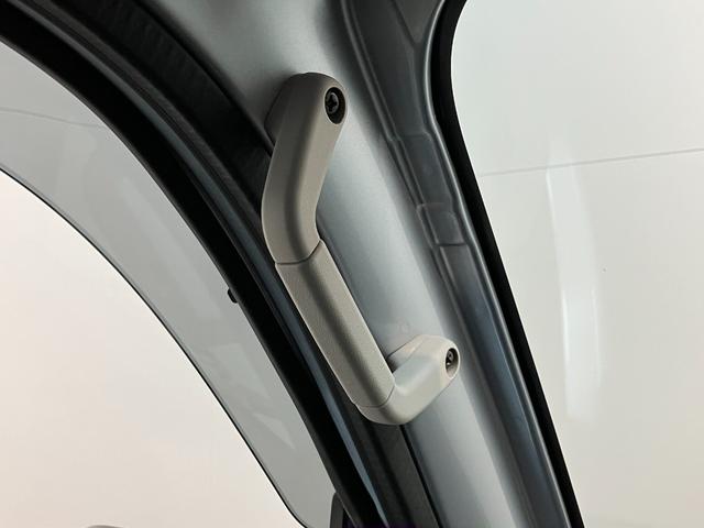 ハイゼットトラックスタンダード 5MT 4WD コーナーセンサー オートライト衝突被害軽減ブレーキ コーナーセンサー パートタイム4WD AM/FMラジオ マニュアルエアコン マニュアルレベリング オートライト 5速マニュアルミッション車(滋賀県)の中古車