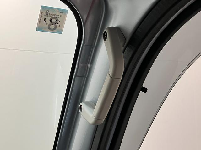 ハイゼットトラックスタンダード 5MT 4WD コーナーセンサー オートライト衝突被害軽減ブレーキ コーナーセンサー パートタイム4WD AM/FMラジオ マニュアルエアコン マニュアルレベリング オートライト 5速マニュアルミッション車(滋賀県)の中古車