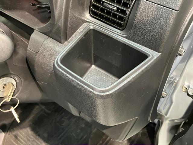 ハイゼットトラックスタンダード 5MT 4WD コーナーセンサー オートライト衝突被害軽減ブレーキ コーナーセンサー パートタイム4WD AM/FMラジオ マニュアルエアコン マニュアルレベリング オートライト 5速マニュアルミッション車(滋賀県)の中古車