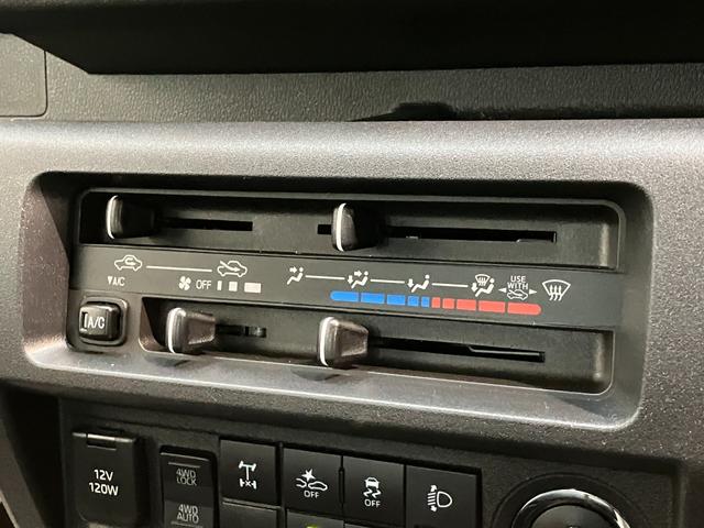 ハイゼットトラックエクストラ 4WD CVT デフロック ドラレコ 荷台作業灯衝突被害軽減ブレーキ コーナーセンサー パートタイム4WD AM/FMラジオ ドラレコ デフロック スマートキー パワーウインドウ オートライト マニュアルエアコン 荷台作業灯 4枚リーフスプリング(滋賀県)の中古車