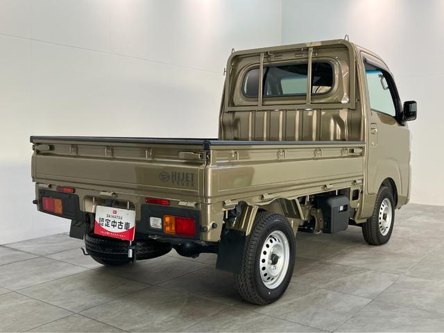 ハイゼットトラックスタンダード　４ＷＤ　ＣＶＴ　コーナーセンサー　オートライト衝突被害軽減ブレーキ　コーナーセンサー　パートタイム４ＷＤ　ＡＭ／ＦＭラジオ　マニュアルエアコン　マニュアルレベリング　オートライト（滋賀県）の中古車
