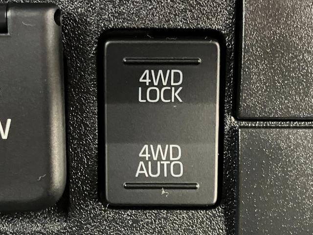 ハイゼットトラックスタンダード　４ＷＤ　ＣＶＴ　コーナーセンサー　オートライト衝突被害軽減ブレーキ　コーナーセンサー　パートタイム４ＷＤ　ＡＭ／ＦＭラジオ　マニュアルエアコン　マニュアルレベリング　オートライト（滋賀県）の中古車