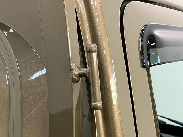 ハイゼットトラックスタンダード　４ＷＤ　ＣＶＴ　コーナーセンサー　オートライト衝突被害軽減ブレーキ　コーナーセンサー　パートタイム４ＷＤ　ＡＭ／ＦＭラジオ　マニュアルエアコン　マニュアルレベリング　オートライト（滋賀県）の中古車