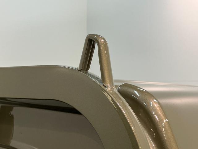 ハイゼットトラックスタンダード　４ＷＤ　ＣＶＴ　コーナーセンサー　オートライト衝突被害軽減ブレーキ　コーナーセンサー　パートタイム４ＷＤ　ＡＭ／ＦＭラジオ　マニュアルエアコン　マニュアルレベリング　オートライト（滋賀県）の中古車