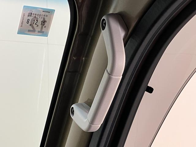 ハイゼットトラックスタンダード　４ＷＤ　ＣＶＴ　コーナーセンサー　オートライト衝突被害軽減ブレーキ　コーナーセンサー　パートタイム４ＷＤ　ＡＭ／ＦＭラジオ　マニュアルエアコン　マニュアルレベリング　オートライト（滋賀県）の中古車