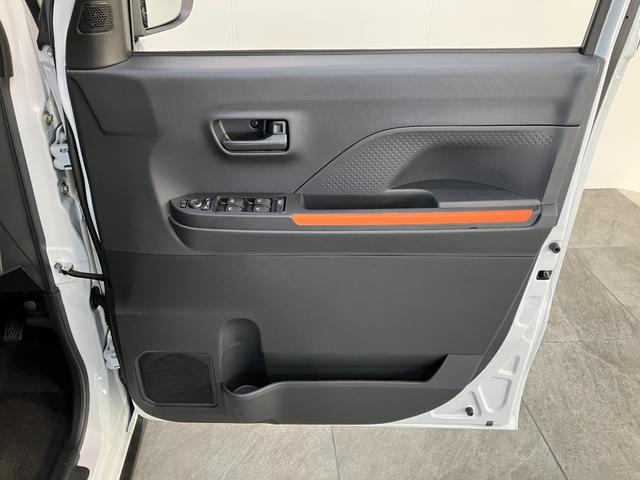 タントファンクロス　９型ディスプレイオーディオ　届出済未使用車衝突被害軽減ブレーキ　コーナーセンサー　９型ディスプレイオーディオ　フルセグ　Ｂｌｕｅｔｏｏｔｈ　ＵＳＢ　バックカメラ　両側電動スライドドア　前席シートヒーター　ＬＥＤ　スマートキー　エコアイドル（滋賀県）の中古車