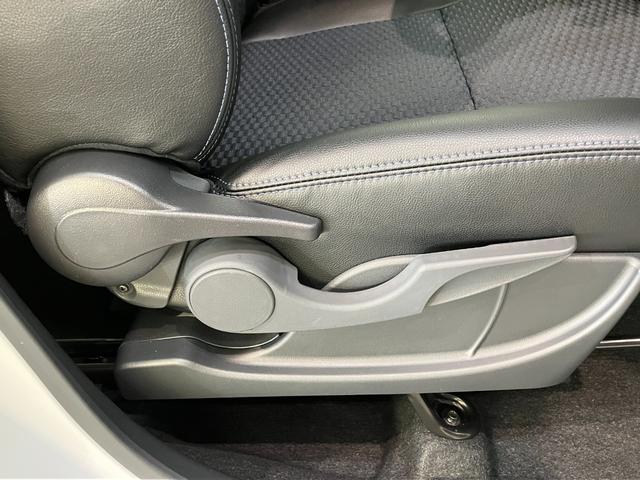 タントカスタムＲＳ　両側パワスラ　コーナーセンサー　届出済未使用車衝突被害軽減ブレーキ　コーナーセンサー　ターボ　バックカメラ（ナビ装着時用）　両側電動スライドドア　前席シートヒーター　電動パーキングブレーキ　ＬＥＤ　オートライト　オートエアコン　スマートキー（滋賀県）の中古車