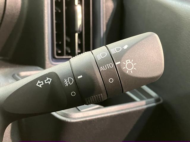 タントカスタムＲＳ　両側パワスラ　コーナーセンサー　届出済未使用車衝突被害軽減ブレーキ　コーナーセンサー　ターボ　バックカメラ（ナビ装着時用）　両側電動スライドドア　前席シートヒーター　電動パーキングブレーキ　ＬＥＤ　オートライト　オートエアコン　スマートキー（滋賀県）の中古車