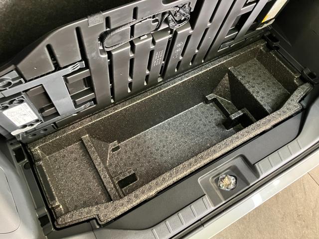 タントカスタムＲＳ　両側パワスラ　コーナーセンサー　届出済未使用車衝突被害軽減ブレーキ　コーナーセンサー　ターボ　バックカメラ（ナビ装着時用）　両側電動スライドドア　前席シートヒーター　電動パーキングブレーキ　ＬＥＤ　オートライト　オートエアコン　スマートキー（滋賀県）の中古車