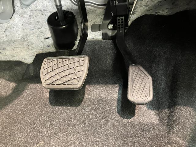 タントカスタムＲＳ　両側パワスラ　コーナーセンサー　届出済未使用車衝突被害軽減ブレーキ　コーナーセンサー　ターボ　バックカメラ（ナビ装着時用）　両側電動スライドドア　前席シートヒーター　電動パーキングブレーキ　ＬＥＤ　オートライト　オートエアコン　スマートキー（滋賀県）の中古車