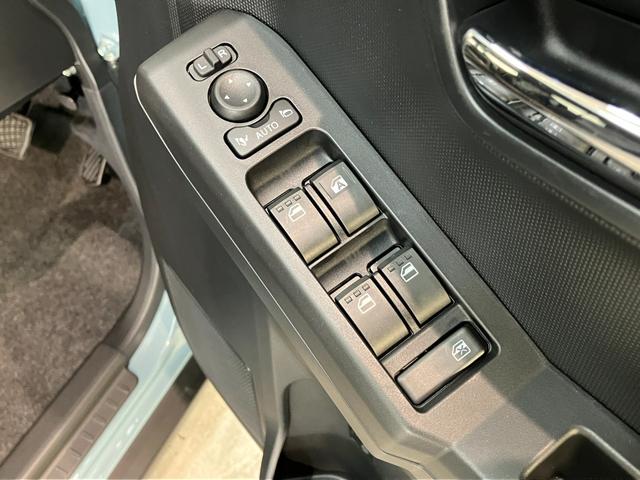 タフトＧダーククロムベンチャー　届出済未使用車　９Ｄ．Ａ　Ｂカメラ衝突被害軽減ブレーキ　コーナーセンサー　９型ディスプレイオーディオ　フルセグ　バックカメラ　Ｂｌｕｅｔｏｏｔｈ　ＵＳＢ　前席シートヒーター　電動パーキング　ＬＥＤ　レーダークルコン　オートエアコン（滋賀県）の中古車