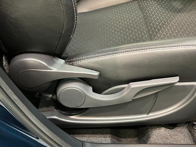 ロッキープレミアムG コーナーセンサー レーダークルーズコントロール衝突被害軽減ブレーキ コーナーセンサー バックカメラ(ナビ装着時用) レーダークルーズコントロール LED オートライト オートエアコン シートヒーター 電動格納式ミラー スマートキー エコアイドル(滋賀県)の中古車