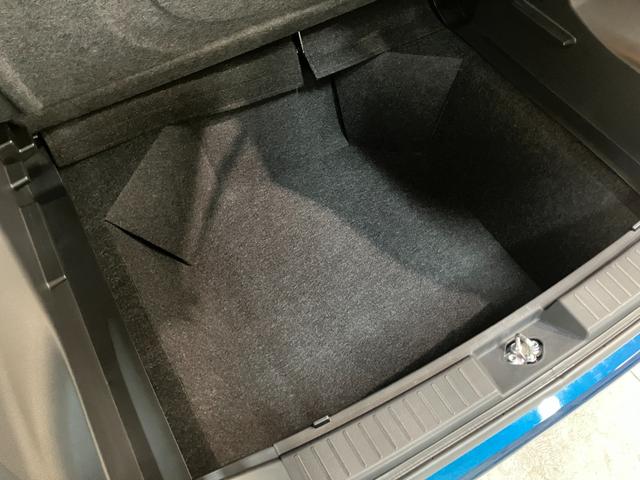 ロッキープレミアムG コーナーセンサー レーダークルーズコントロール衝突被害軽減ブレーキ コーナーセンサー バックカメラ(ナビ装着時用) レーダークルーズコントロール LED オートライト オートエアコン シートヒーター 電動格納式ミラー スマートキー エコアイドル(滋賀県)の中古車