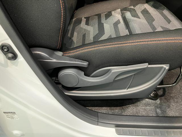 タフトG レーダークルーズコントロール 届出済未使用車衝突被害軽減ブレーキ コーナーセンサー バックカメラ(ナビ装着時用) 前席シートヒーター 電動パーキング スカイフィールトップ LED オートライト オートエアコン スマートキー エコアイドル(滋賀県)の中古車