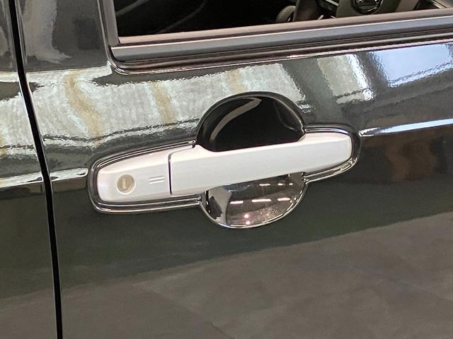 タフトＧ　レーダークルーズコントロール　届出済未使用車衝突被害軽減ブレーキ　コーナーセンサー　バックカメラ（ナビ装着時用）　前席シートヒーター　電動パーキング　スカイフィールトップ　ＬＥＤ　オートライト　オートエアコン　スマートキー　エコアイドル（滋賀県）の中古車