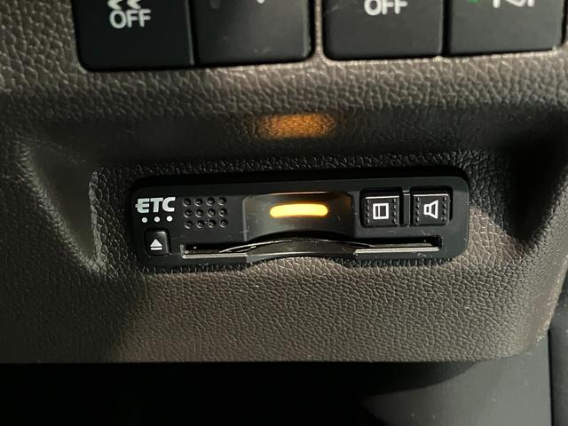 フリード+ハイブリッドハイブリッドG・ホンダセンシング 9型フルセグナビ LED衝突被害軽減ブレーキ 9型フルセグナビ バックカメラ 前後ドラレコ ETC DVD Bluetooth USB シートヒーター レーダークルーズコントロール 両側電動スライドドア LED(滋賀県)の中古車