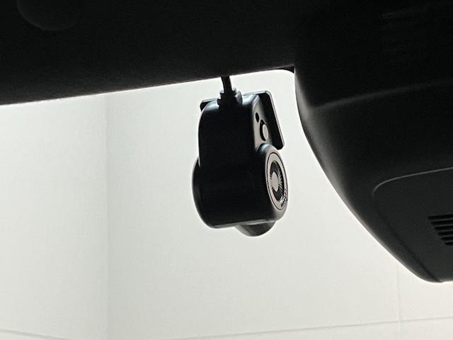 タントカスタムＸ　９型ディスプレイオーディオ　パーキングアシスト衝突被害軽減ブレーキ　コーナーセンサー　９型ディスプレイオーディオ　フルセグ　Ｂｌｕｅｔｏｏｔｈ　ＵＳＢ　パノラマカメラ　前後ドラレコ　駐車支援機能　両側電動スライドドア　前席シートヒーター　クルコン（滋賀県）の中古車