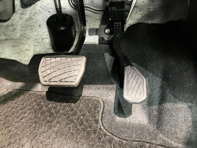 タントカスタムＸ　９型ディスプレイオーディオ　パーキングアシスト衝突被害軽減ブレーキ　コーナーセンサー　９型ディスプレイオーディオ　フルセグ　Ｂｌｕｅｔｏｏｔｈ　ＵＳＢ　パノラマカメラ　前後ドラレコ　駐車支援機能　両側電動スライドドア　前席シートヒーター　クルコン（滋賀県）の中古車