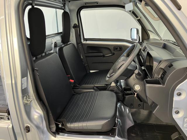 ハイゼットトラックスタンダード 5MT 4WD コーナーセンサー オートライト衝突被害軽減ブレーキ コーナーセンサー パートタイム4WD AM/FMラジオ マニュアルエアコン マニュアルレベリング オートライト(滋賀県)の中古車