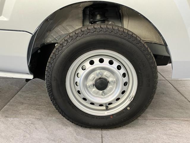 ハイゼットトラックスタンダード 5MT 4WD コーナーセンサー オートライト衝突被害軽減ブレーキ コーナーセンサー パートタイム4WD AM/FMラジオ マニュアルエアコン マニュアルレベリング オートライト(滋賀県)の中古車