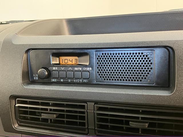 ハイゼットトラックスタンダード 5MT 4WD コーナーセンサー オートライト衝突被害軽減ブレーキ コーナーセンサー パートタイム4WD AM/FMラジオ マニュアルエアコン マニュアルレベリング オートライト(滋賀県)の中古車