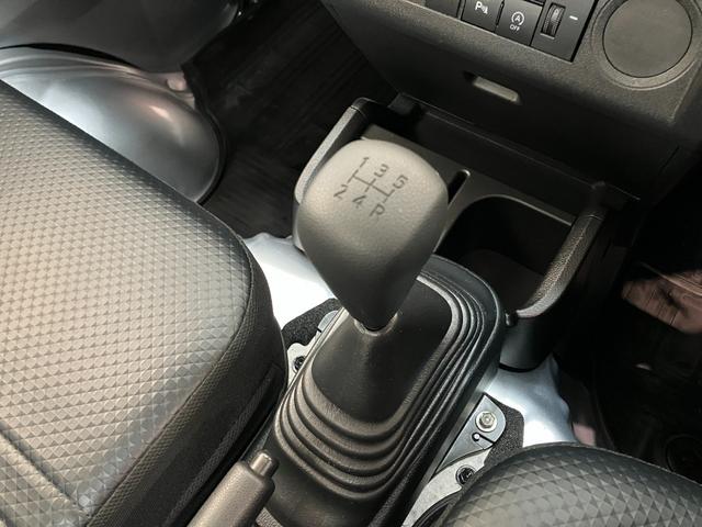 ハイゼットトラックスタンダード 5MT 4WD コーナーセンサー オートライト衝突被害軽減ブレーキ コーナーセンサー パートタイム4WD AM/FMラジオ マニュアルエアコン マニュアルレベリング オートライト(滋賀県)の中古車