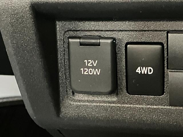 ハイゼットトラックスタンダード 5MT 4WD コーナーセンサー オートライト衝突被害軽減ブレーキ コーナーセンサー パートタイム4WD AM/FMラジオ マニュアルエアコン マニュアルレベリング オートライト(滋賀県)の中古車