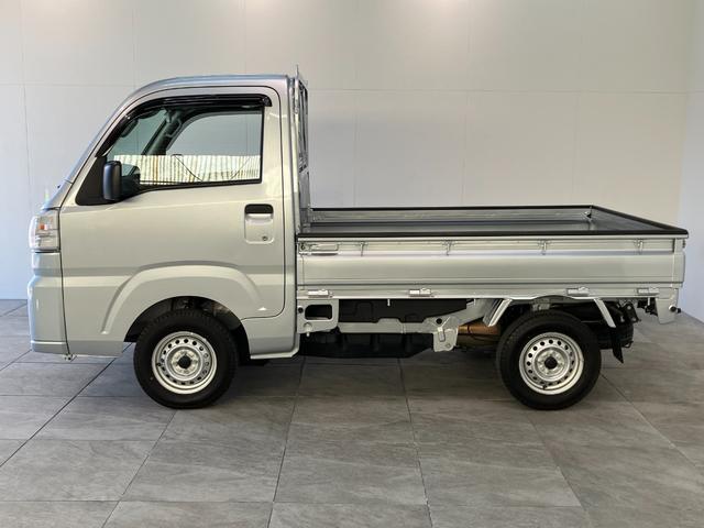 ハイゼットトラックスタンダード 5MT 4WD コーナーセンサー オートライト衝突被害軽減ブレーキ コーナーセンサー パートタイム4WD AM/FMラジオ マニュアルエアコン マニュアルレベリング オートライト(滋賀県)の中古車