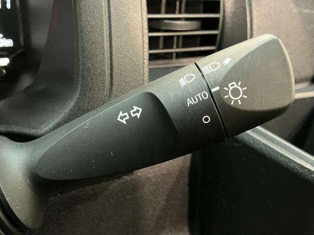 ハイゼットカーゴDX 4WD CVT コーナーセンサー キーレス衝突被害軽減ブレーキ スマアシ コーナーセンサー 前席パワーウインドウ AM/FMステレオ 両側スライドドア パートタイム4WD オートライト マニュアルレベリング(滋賀県)の中古車