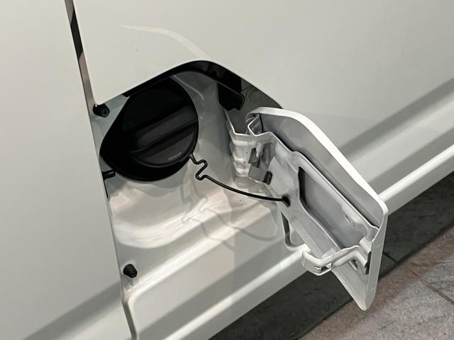 ハイゼットカーゴDX 4WD CVT コーナーセンサー キーレス衝突被害軽減ブレーキ スマアシ コーナーセンサー 前席パワーウインドウ AM/FMステレオ 両側スライドドア パートタイム4WD オートライト マニュアルレベリング(滋賀県)の中古車