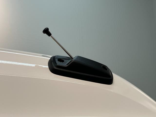 ハイゼットカーゴDX 4WD CVT コーナーセンサー キーレス衝突被害軽減ブレーキ スマアシ コーナーセンサー 前席パワーウインドウ AM/FMステレオ 両側スライドドア パートタイム4WD オートライト マニュアルレベリング(滋賀県)の中古車