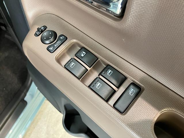 ムーヴキャンバスセオリーG 10型ナビ パノラマカメラ 届出済未使用車衝突被害軽減ブレーキ 10型フルセグナビ パノラマカメラ DVD再生 Bluetooth USB 前後ドラレコ 両側電動スライドドア LED シートヒーター オートライト オートエアコン エコアイドル(滋賀県)の中古車